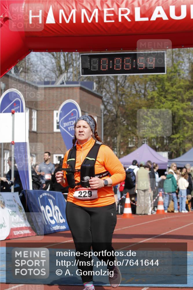 13.04.2025 - Hammer Lauf A. Gomolzig http://msf.ph/oto/7641644 13.04.2025 11:06:53 Ziel 229, 604, 1898 meine-sportfotos.de