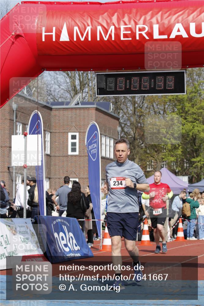 13.04.2025 - Hammer Lauf A. Gomolzig http://msf.ph/oto/7641667 13.04.2025 11:06:32 Ziel 5, 134, 234, 1310 meine-sportfotos.de