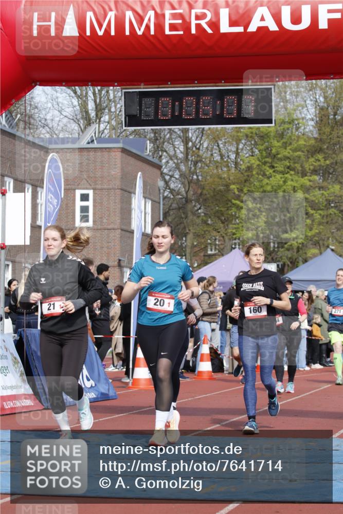 13.04.2025 - Hammer Lauf A. Gomolzig http://msf.ph/oto/7641714 13.04.2025 11:06:06 Ziel 20, 21, 160, 172, 173, 271, 327, 454, 566, 737, 858, 916, 1950 meine-sportfotos.de