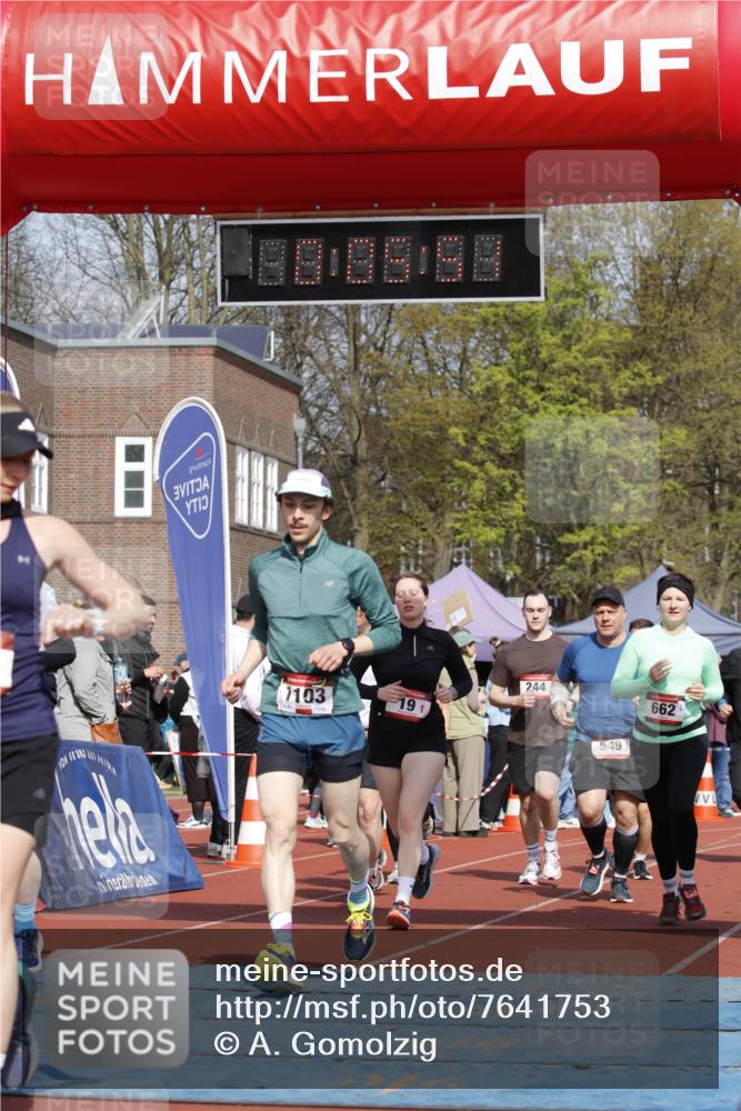 13.04.2025 - Hammer Lauf A. Gomolzig http://msf.ph/oto/7641753 13.04.2025 11:05:50 Ziel 4, 19, 167, 191, 244, 442, 484, 548, 662, 762, 817, 818, 1103, 1208, 1376, 1939, 1945 meine-sportfotos.de