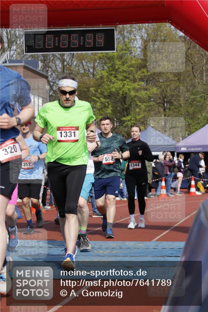 13.04.2025 - Hammer Lauf A. Gomolzig http://msf.ph/oto/7641789 13.04.2025 11:05:33 Ziel 2, 7, 8, 174, 193, 251, 252, 287, 302, 320, 459, 482, 502, 524, 552, 571, 572, 685, 1125, 1331, 1344, 1808 meine-sportfotos.de