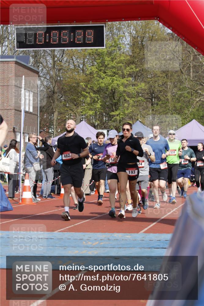 13.04.2025 - Hammer Lauf A. Gomolzig http://msf.ph/oto/7641805 13.04.2025 11:05:28 Ziel 2, 7, 8, 174, 187, 193, 231, 252, 287, 302, 320, 459, 482, 524, 552, 571, 572, 599, 685, 1125, 1331, 1772, 1808, 1810 meine-sportfotos.de