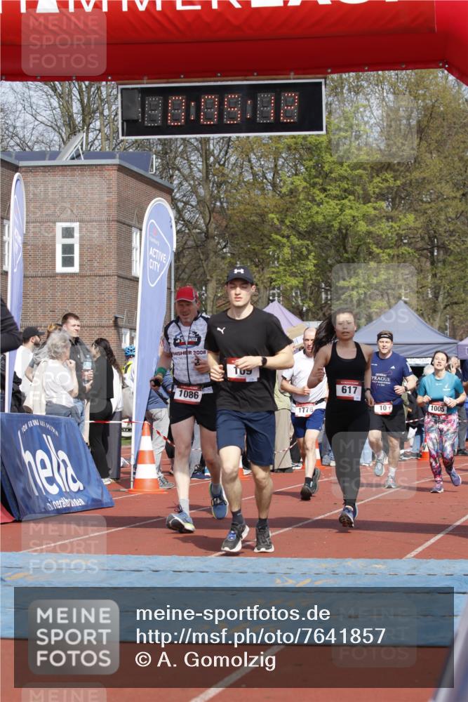 13.04.2025 - Hammer Lauf A. Gomolzig http://msf.ph/oto/7641857 13.04.2025 11:05:11 Ziel 10, 103, 109, 414, 615, 617, 897, 923, 1086, 1341, 1375, 1776, 1946, 1947 meine-sportfotos.de