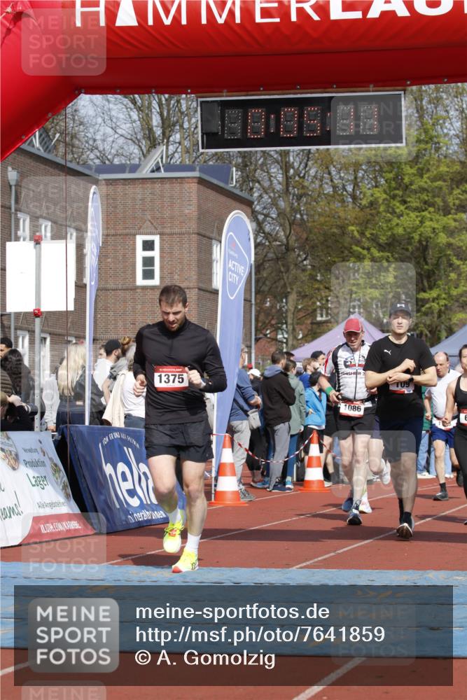 13.04.2025 - Hammer Lauf A. Gomolzig http://msf.ph/oto/7641859 13.04.2025 11:05:10 Ziel 10, 103, 109, 414, 432, 615, 617, 897, 923, 1086, 1341, 1375, 1776, 1921, 1946, 1947 meine-sportfotos.de