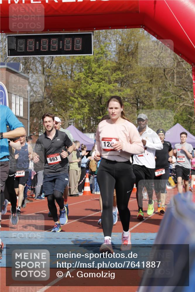 13.04.2025 - Hammer Lauf A. Gomolzig http://msf.ph/oto/7641887 13.04.2025 11:04:59 Ziel 1, 178, 218, 232, 313, 384, 432, 444, 630, 654, 693, 704, 705, 917, 929, 986, 1002, 1267, 1819, 1900, 1921, 1930 meine-sportfotos.de