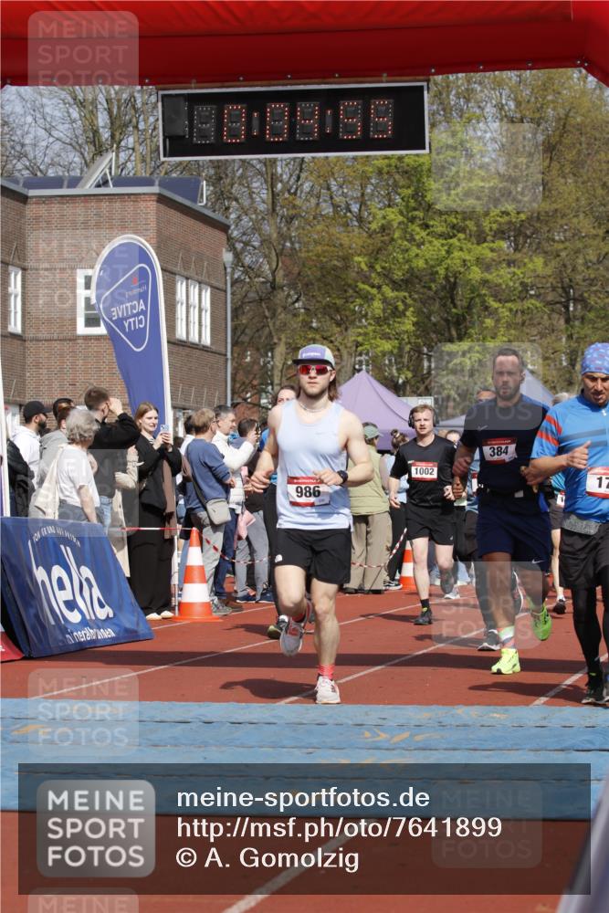 13.04.2025 - Hammer Lauf A. Gomolzig http://msf.ph/oto/7641899 13.04.2025 11:04:54 Ziel 1, 178, 273, 313, 322, 384, 514, 630, 654, 693, 704, 874, 929, 986, 1002, 1267, 1896, 1899, 1900, 1930, 1951 meine-sportfotos.de