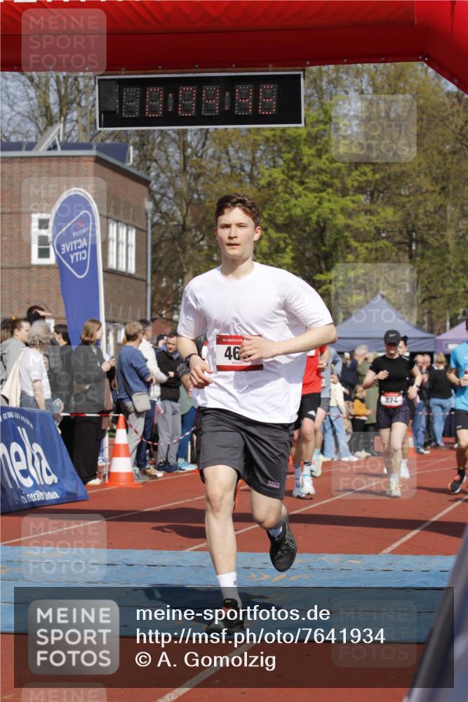13.04.2025 - Hammer Lauf A. Gomolzig http://msf.ph/oto/7641934 13.04.2025 11:04:45 Ziel 6, 15, 221, 273, 322, 468, 514, 874, 950, 980, 1049, 1258, 1784, 1896, 1898, 1899, 1951, 1954, 1989 meine-sportfotos.de
