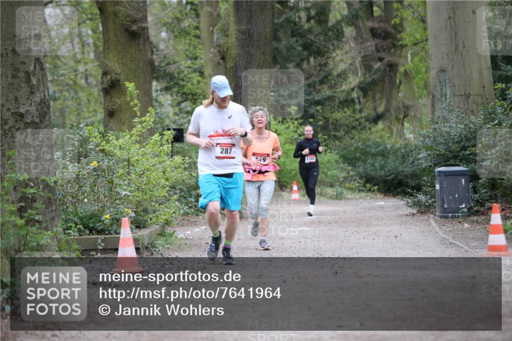 13.04.2025 - Hammer Lauf Jannik Wohlers http://msf.ph/oto/7641964 13.04.2025 12:03:17 Laufen 287, 119 meine-sportfotos.de