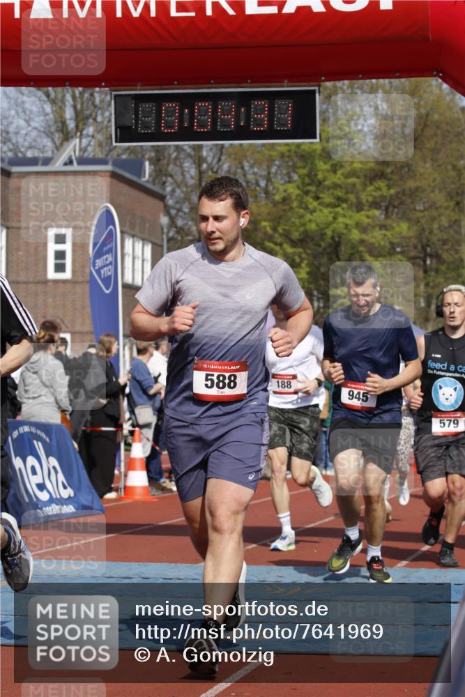 13.04.2025 - Hammer Lauf A. Gomolzig http://msf.ph/oto/7641969 13.04.2025 11:04:30 Ziel 9, 18, 170, 188, 250, 579, 588, 601, 609, 628, 670, 732, 945, 1184, 1371, 1783, 1940 meine-sportfotos.de