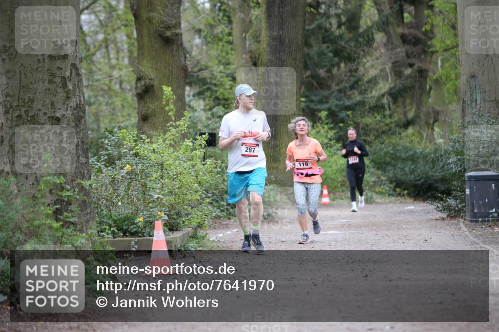 13.04.2025 - Hammer Lauf Jannik Wohlers http://msf.ph/oto/7641970 13.04.2025 12:03:16 Laufen 287, 119 meine-sportfotos.de