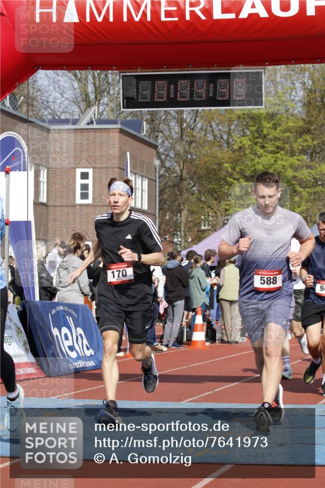 13.04.2025 - Hammer Lauf A. Gomolzig http://msf.ph/oto/7641973 13.04.2025 11:04:30 Ziel 9, 18, 170, 188, 250, 579, 588, 601, 609, 628, 670, 732, 945, 1184, 1371, 1783, 1940 meine-sportfotos.de