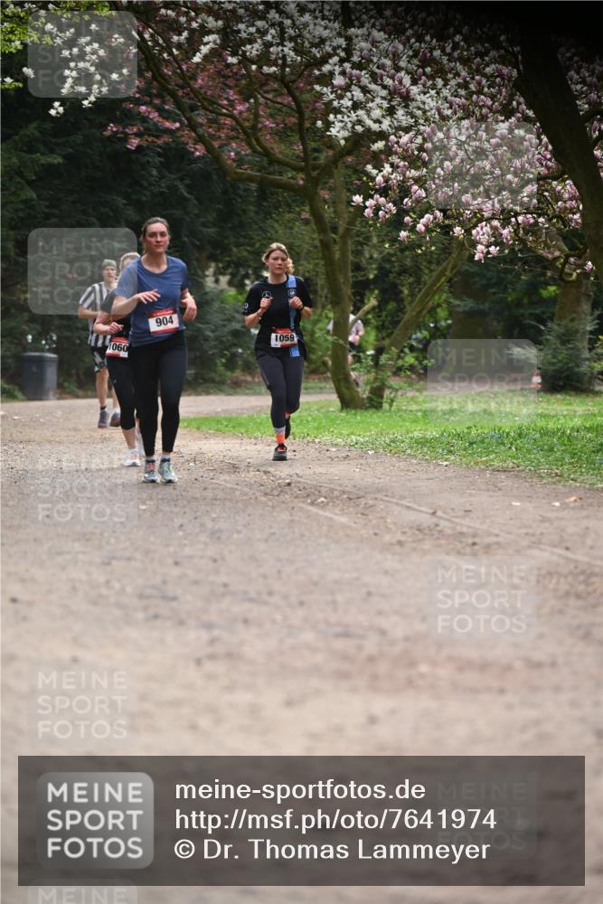 13.04.2025 - Hammer Lauf Dr. Thomas Lammeyer http://msf.ph/oto/7641974 13.04.2025 10:10:59 Laufen 1060, 904, 1059 meine-sportfotos.de