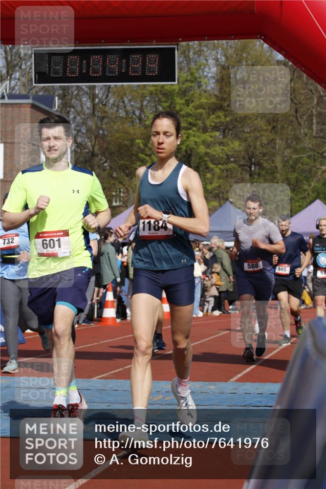 13.04.2025 - Hammer Lauf A. Gomolzig http://msf.ph/oto/7641976 13.04.2025 11:04:28 Ziel 170, 188, 250, 579, 588, 601, 609, 628, 732, 945, 1184, 1371, 1783, 1940 meine-sportfotos.de