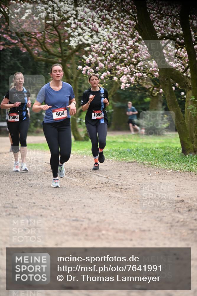 13.04.2025 - Hammer Lauf Dr. Thomas Lammeyer http://msf.ph/oto/7641991 13.04.2025 10:11:01 Laufen 1060, 904, 1059 meine-sportfotos.de