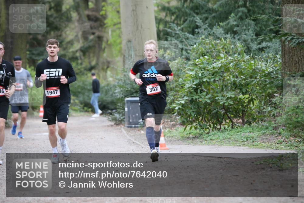 13.04.2025 - Hammer Lauf Jannik Wohlers http://msf.ph/oto/7642040 13.04.2025 12:02:59 Laufen 46, 566, 1947, 352 meine-sportfotos.de