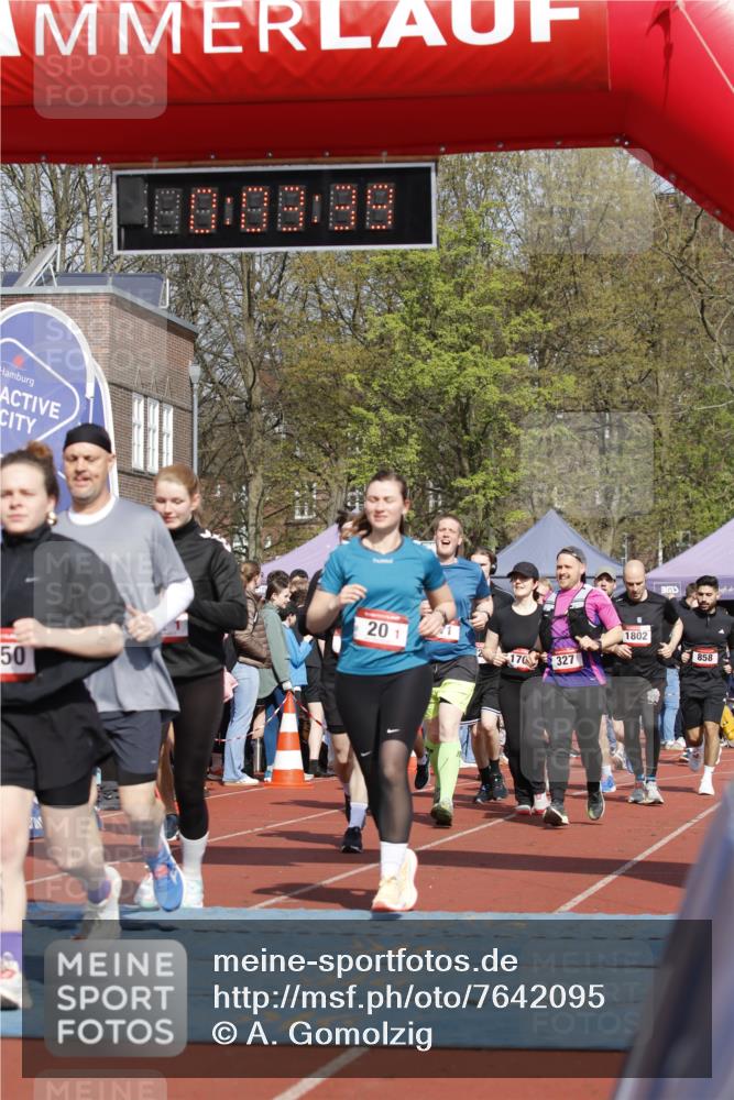 13.04.2025 - Hammer Lauf A. Gomolzig http://msf.ph/oto/7642095 13.04.2025 11:03:38 Ziel 20, 21, 160, 167, 172, 173, 177, 191, 244, 271, 327, 426, 442, 452, 454, 548, 566, 633, 737, 762, 916, 1151, 1208, 1702, 1802, 1891, 1939, 1945, 1950 meine-sportfotos.de