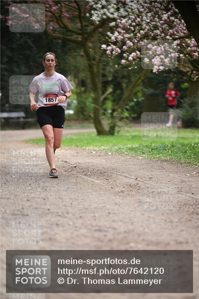 13.04.2025 - Hammer Lauf Dr. Thomas Lammeyer http://msf.ph/oto/7642120 13.04.2025 10:11:13 Laufen 1857 meine-sportfotos.de