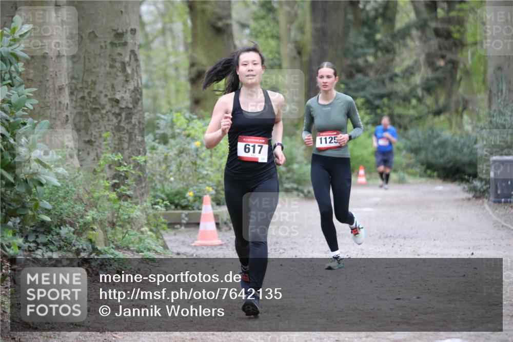 13.04.2025 - Hammer Lauf Jannik Wohlers http://msf.ph/oto/7642135 13.04.2025 12:02:23 Laufen 15, 617, 1125 meine-sportfotos.de