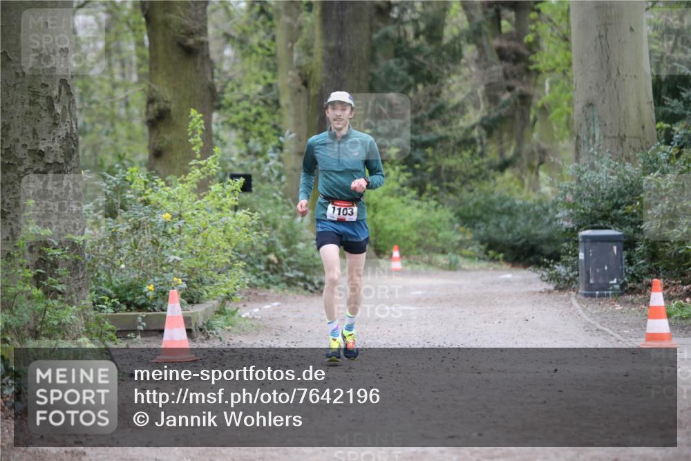13.04.2025 - Hammer Lauf Jannik Wohlers http://msf.ph/oto/7642196 13.04.2025 12:02:04 Laufen 1103 meine-sportfotos.de