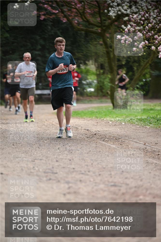 13.04.2025 - Hammer Lauf Dr. Thomas Lammeyer http://msf.ph/oto/7642198 13.04.2025 10:11:17 Laufen 1 meine-sportfotos.de