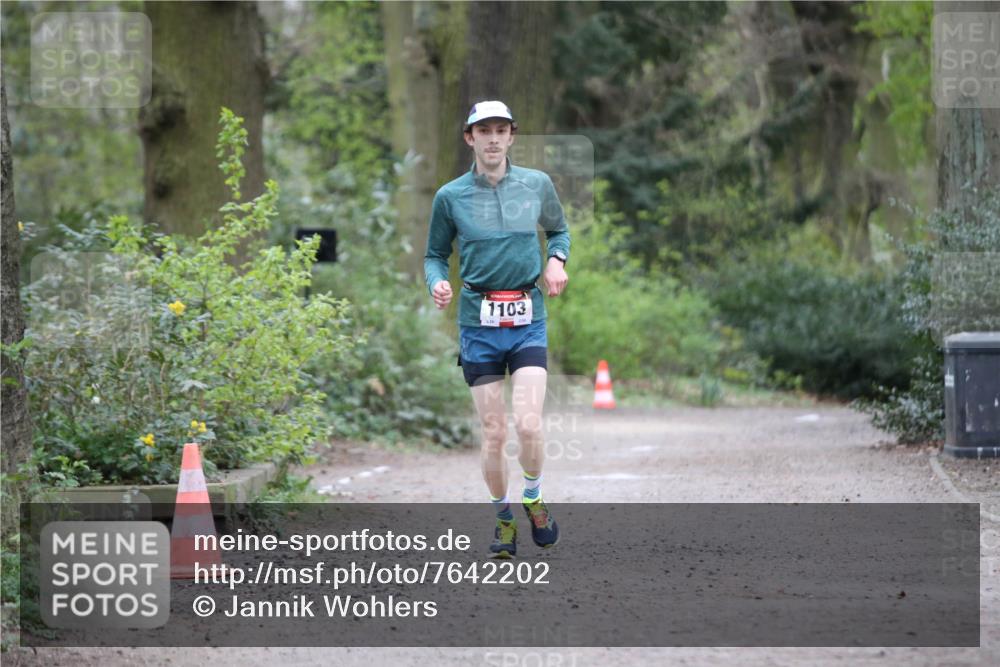 13.04.2025 - Hammer Lauf Jannik Wohlers http://msf.ph/oto/7642202 13.04.2025 12:02:03 Laufen 1103 meine-sportfotos.de