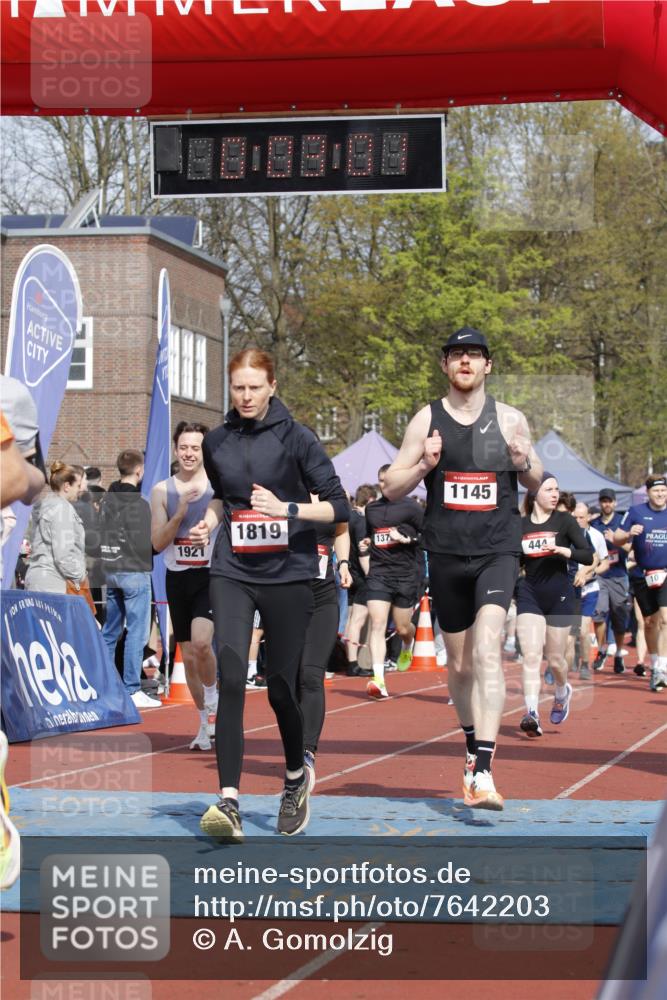 13.04.2025 - Hammer Lauf A. Gomolzig http://msf.ph/oto/7642203 13.04.2025 11:03:00 Ziel 3, 10, 103, 232, 302, 313, 384, 414, 432, 444, 617, 669, 705, 738, 917, 923, 929, 1002, 1267, 1341, 1375, 1776, 1819, 1899, 1921, 1931, 1946, 1947, 1951 meine-sportfotos.de