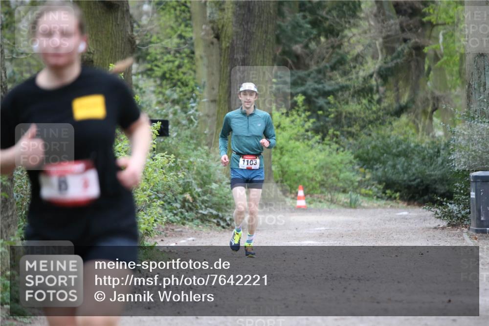 13.04.2025 - Hammer Lauf Jannik Wohlers http://msf.ph/oto/7642221 13.04.2025 12:02:01 Laufen 1103 meine-sportfotos.de