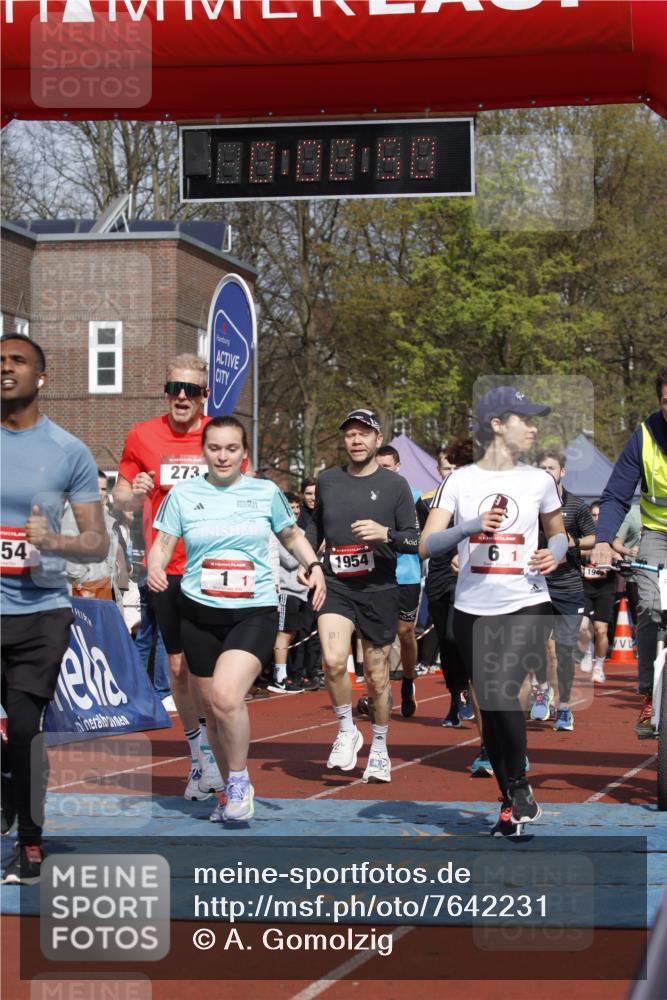 13.04.2025 - Hammer Lauf A. Gomolzig http://msf.ph/oto/7642231 13.04.2025 11:02:49 Ziel 1, 6, 11, 15, 161, 178, 218, 221, 232, 273, 322, 468, 514, 532, 654, 693, 704, 874, 950, 980, 986, 1258, 1784, 1896, 1899, 1900, 1930, 1946, 1947, 1951, 1953, 1954, 1989 meine-sportfotos.de