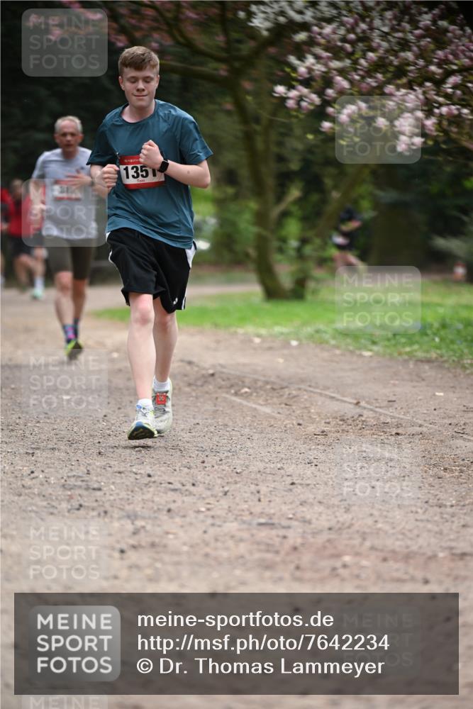 13.04.2025 - Hammer Lauf Dr. Thomas Lammeyer http://msf.ph/oto/7642234 13.04.2025 10:11:19 Laufen 242, 135 meine-sportfotos.de
