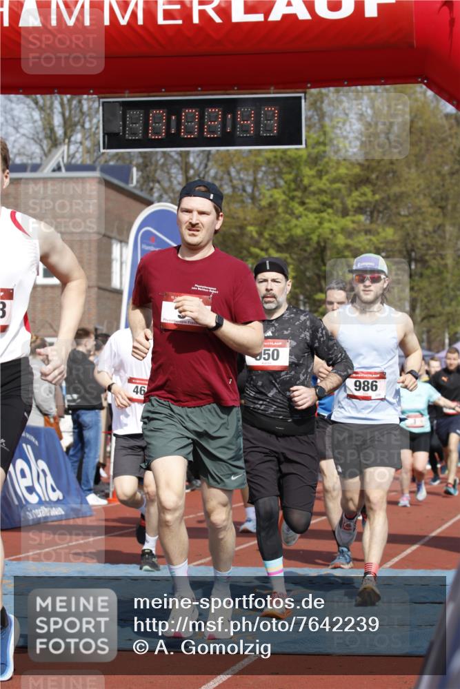 13.04.2025 - Hammer Lauf A. Gomolzig http://msf.ph/oto/7642239 13.04.2025 11:02:46 Ziel 1, 6, 11, 15, 161, 221, 273, 322, 468, 514, 532, 654, 693, 704, 730, 874, 950, 980, 986, 1049, 1258, 1784, 1896, 1898, 1900, 1930, 1953, 1954, 1989 meine-sportfotos.de