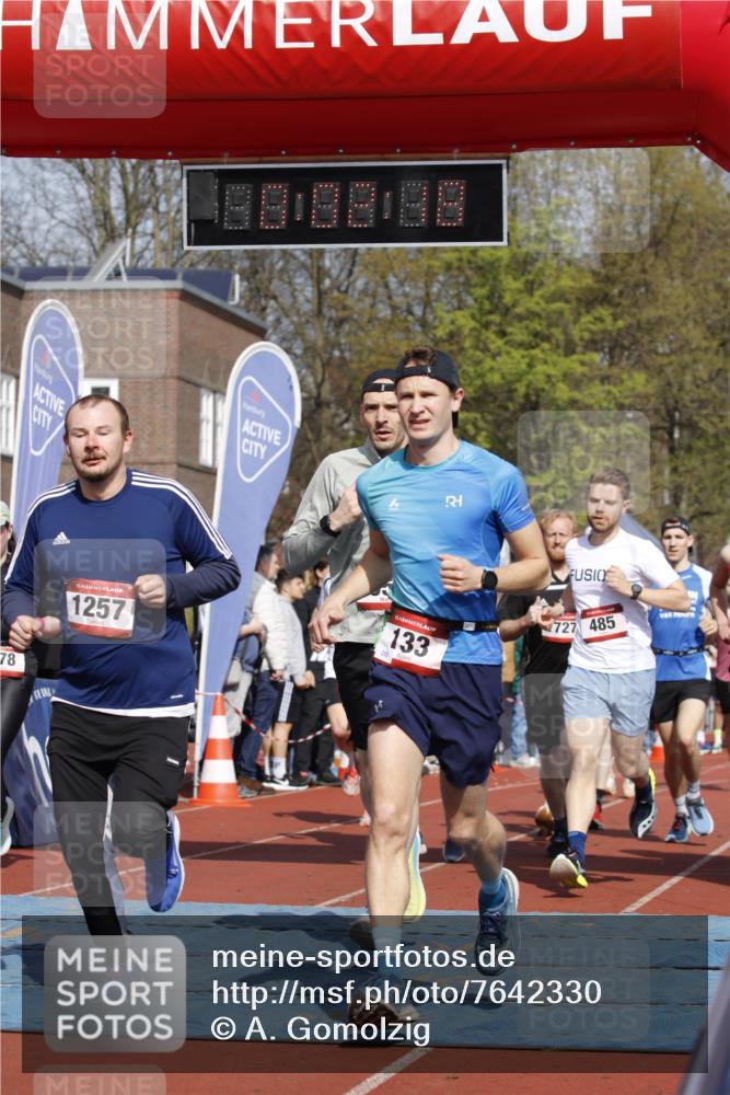 13.04.2025 - Hammer Lauf A. Gomolzig http://msf.ph/oto/7642330 13.04.2025 11:02:17 Ziel 12, 133, 233, 312, 483, 485, 492, 493, 559, 578, 643, 995, 1028, 1044, 1257, 1303, 1727, 1835, 1923, 1965 meine-sportfotos.de