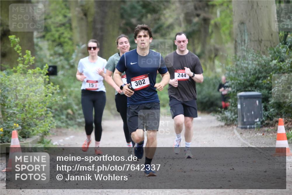 13.04.2025 - Hammer Lauf Jannik Wohlers http://msf.ph/oto/7642337 13.04.2025 12:01:40 Laufen 152, 302, 244 meine-sportfotos.de