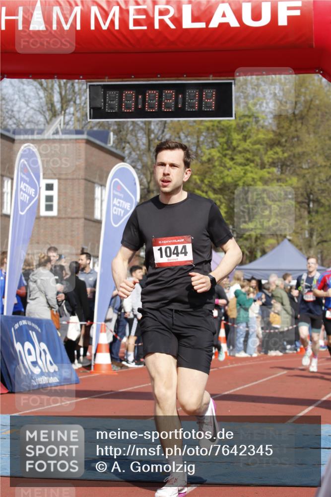 13.04.2025 - Hammer Lauf A. Gomolzig http://msf.ph/oto/7642345 13.04.2025 11:02:13 Ziel 12, 133, 312, 452, 485, 492, 493, 559, 578, 643, 698, 770, 1028, 1044, 1257, 1303, 1727, 1835, 1837, 1923, 1958 meine-sportfotos.de