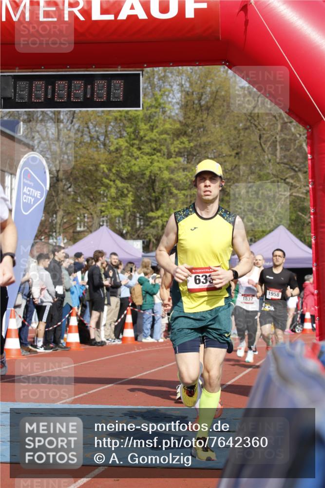 13.04.2025 - Hammer Lauf A. Gomolzig http://msf.ph/oto/7642360 13.04.2025 11:02:06 Ziel 452, 633, 643, 698, 770, 1151, 1837, 1937, 1958 meine-sportfotos.de