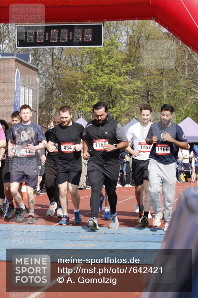 13.04.2025 - Hammer Lauf A. Gomolzig http://msf.ph/oto/7642421 13.04.2025 11:01:14 Ziel 20, 21, 119, 138, 154, 177, 187, 191, 229, 231, 271, 319, 327, 433, 434, 442, 476, 479, 548, 604, 737, 858, 1165, 1166, 1167, 1208, 1310, 1702, 1802 meine-sportfotos.de
