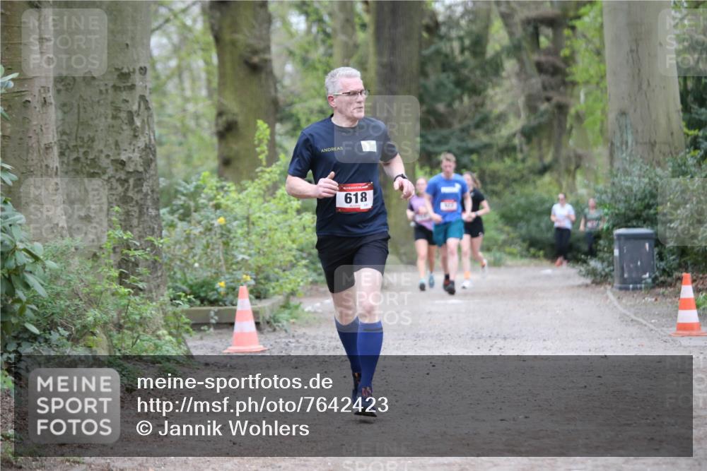 13.04.2025 - Hammer Lauf Jannik Wohlers http://msf.ph/oto/7642423 13.04.2025 12:01:25 Laufen 618 meine-sportfotos.de