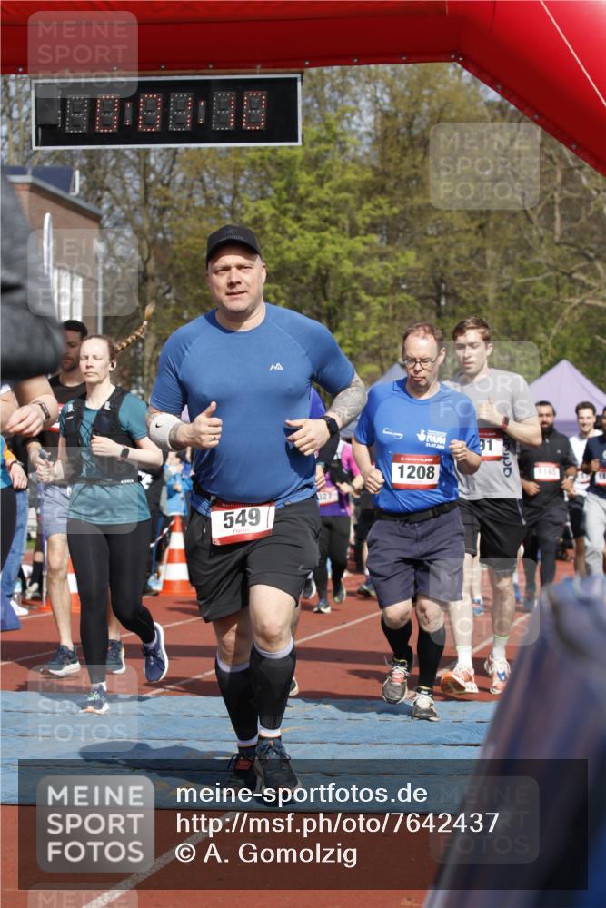 13.04.2025 - Hammer Lauf A. Gomolzig http://msf.ph/oto/7642437 13.04.2025 11:01:09 Ziel 2, 5, 20, 21, 109, 119, 138, 160, 167, 172, 173, 177, 187, 191, 229, 234, 244, 251, 252, 271, 319, 320, 327, 433, 434, 442, 454, 456, 474, 476, 479, 502, 548, 566, 571, 737, 762, 858, 916, 1103, 1165, 1166, 1167, 1208, 1702, 1772, 1802, 1891, 1939, 1945, 1950 meine-sportfotos.de
