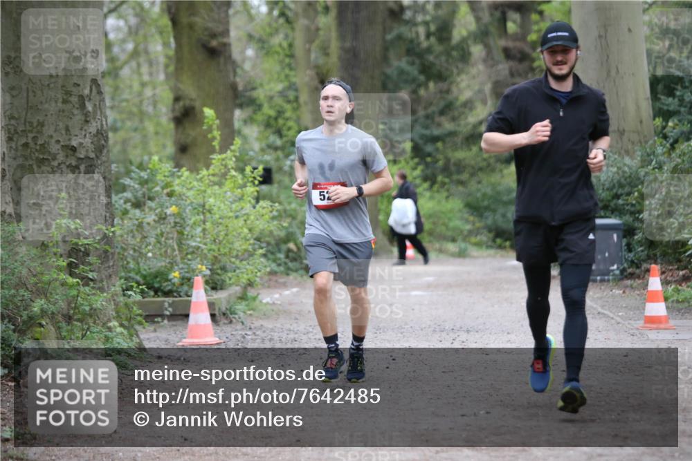 13.04.2025 - Hammer Lauf Jannik Wohlers http://msf.ph/oto/7642485 13.04.2025 12:01:06 Laufen 52 meine-sportfotos.de