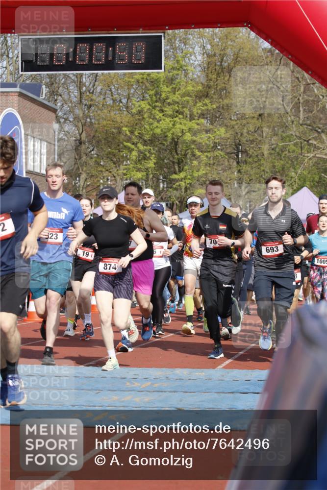 13.04.2025 - Hammer Lauf A. Gomolzig http://msf.ph/oto/7642496 13.04.2025 11:00:50 Ziel 1, 3, 4, 6, 7, 8, 9, 10, 15, 18, 19, 103, 161, 170, 178, 188, 193, 221, 232, 273, 302, 313, 322, 414, 432, 459, 468, 514, 524, 532, 579, 599, 615, 617, 654, 693, 704, 738, 874, 917, 923, 929, 950, 980, 1051, 1184, 1258, 1341, 1376, 1776, 1784, 1819, 1896, 1897, 1899, 1900, 1930, 1931, 1940, 1946, 1947, 1951, 1953, 1954, 1989 meine-sportfotos.de