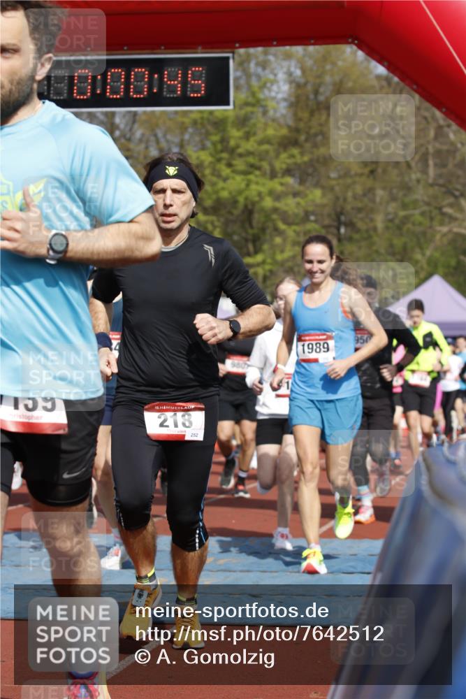 13.04.2025 - Hammer Lauf A. Gomolzig http://msf.ph/oto/7642512 13.04.2025 11:00:44 Ziel 1, 9, 12, 14, 15, 18, 112, 161, 170, 188, 218, 221, 273, 302, 306, 313, 322, 414, 468, 475, 483, 532, 579, 588, 601, 609, 628, 654, 670, 730, 923, 945, 950, 980, 986, 995, 1049, 1139, 1173, 1174, 1184, 1258, 1303, 1371, 1727, 1783, 1784, 1804, 1896, 1940, 1946, 1947, 1989 meine-sportfotos.de