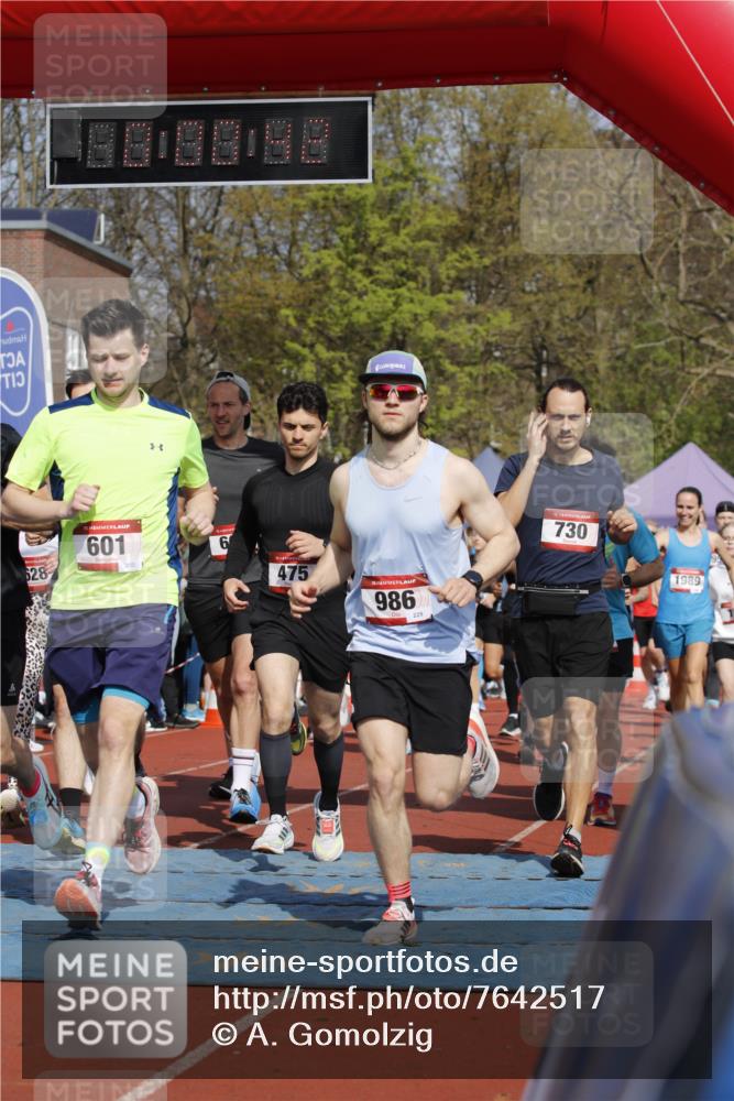 13.04.2025 - Hammer Lauf A. Gomolzig http://msf.ph/oto/7642517 13.04.2025 11:00:41 Ziel 1, 12, 14, 18, 112, 188, 218, 221, 227, 233, 306, 312, 322, 468, 475, 483, 485, 492, 493, 559, 579, 588, 601, 609, 628, 643, 654, 670, 730, 945, 950, 980, 986, 995, 1028, 1044, 1049, 1139, 1173, 1174, 1184, 1258, 1303, 1371, 1727, 1783, 1804, 1835, 1837, 1896, 1923, 1940, 1946, 1947, 1965, 1989 meine-sportfotos.de