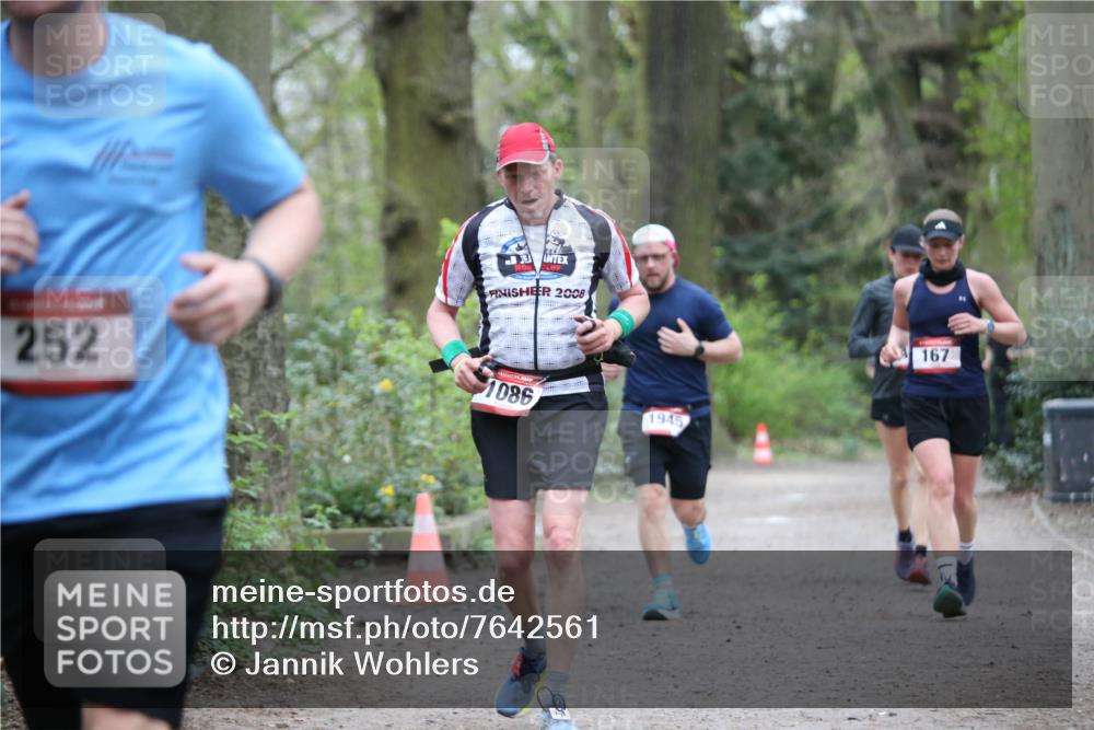 13.04.2025 - Hammer Lauf Jannik Wohlers http://msf.ph/oto/7642561 13.04.2025 12:00:53 Laufen 252, 2008, 1086, 1945, 167 meine-sportfotos.de