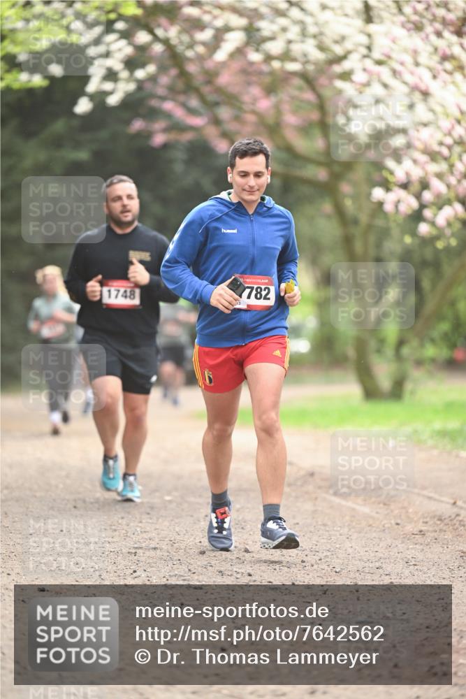 13.04.2025 - Hammer Lauf Dr. Thomas Lammeyer http://msf.ph/oto/7642562 13.04.2025 10:11:56 Laufen 1748, 5, 782 meine-sportfotos.de