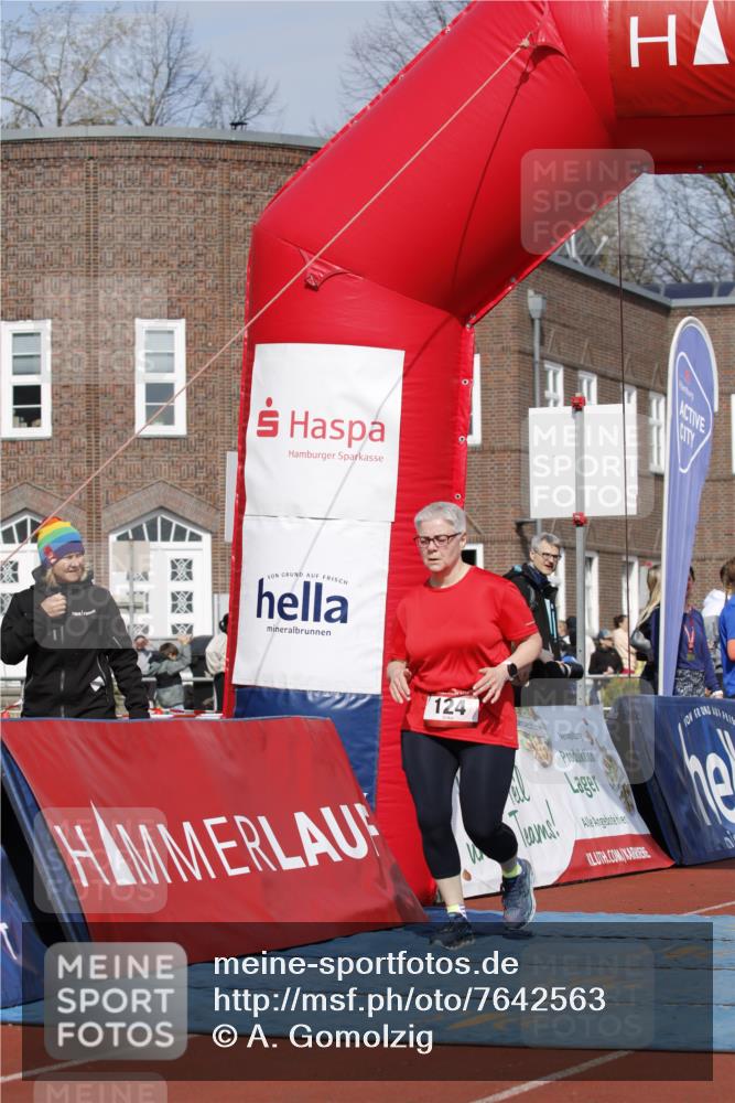 13.04.2025 - Hammer Lauf A. Gomolzig http://msf.ph/oto/7642563 13.04.2025 11:00:24 Ziel 11, 13, 16, 17, 124, 334, 340, 452, 481, 614, 633, 1926, 1948 meine-sportfotos.de