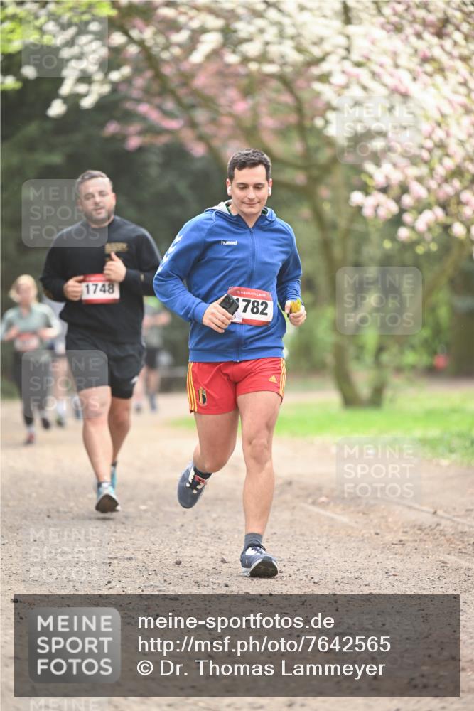 13.04.2025 - Hammer Lauf Dr. Thomas Lammeyer http://msf.ph/oto/7642565 13.04.2025 10:11:57 Laufen 1748, 15, 782 meine-sportfotos.de