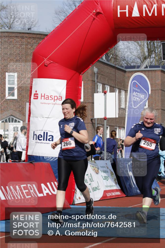 13.04.2025 - Hammer Lauf A. Gomolzig http://msf.ph/oto/7642581 13.04.2025 10:59:44 Ziel 265, 266 meine-sportfotos.de