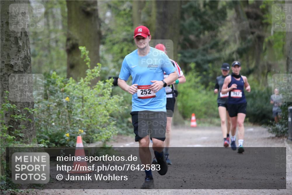 13.04.2025 - Hammer Lauf Jannik Wohlers http://msf.ph/oto/7642583 13.04.2025 12:00:50 Laufen 15, 252, 167 meine-sportfotos.de