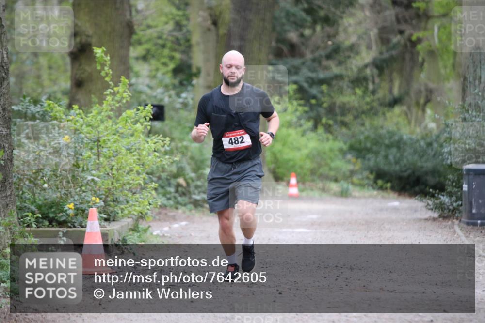 13.04.2025 - Hammer Lauf Jannik Wohlers http://msf.ph/oto/7642605 13.04.2025 11:59:55 Laufen 482 meine-sportfotos.de