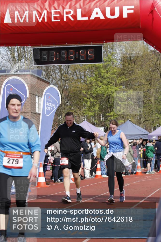 13.04.2025 - Hammer Lauf A. Gomolzig http://msf.ph/oto/7642618 13.04.2025 10:58:44 Ziel 706, 708 meine-sportfotos.de