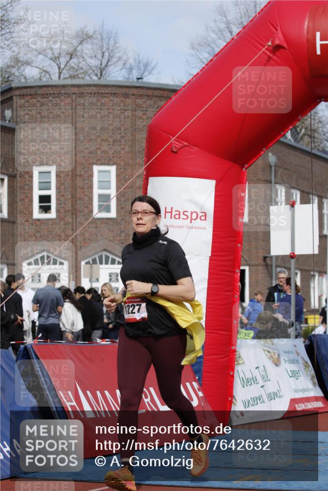 13.04.2025 - Hammer Lauf A. Gomolzig http://msf.ph/oto/7642632 13.04.2025 10:58:30 Ziel 1227 meine-sportfotos.de